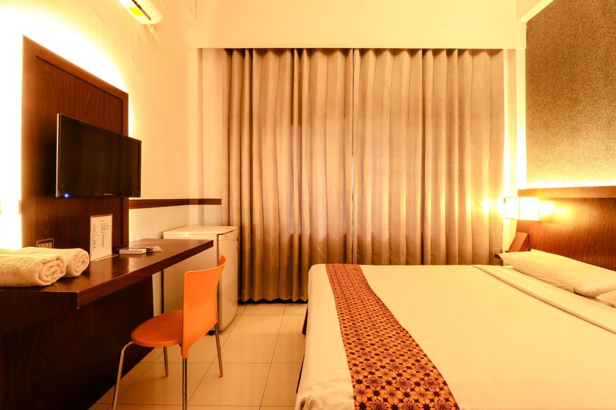 Hotel Jawa Σουραμπάγια Εξωτερικό φωτογραφία